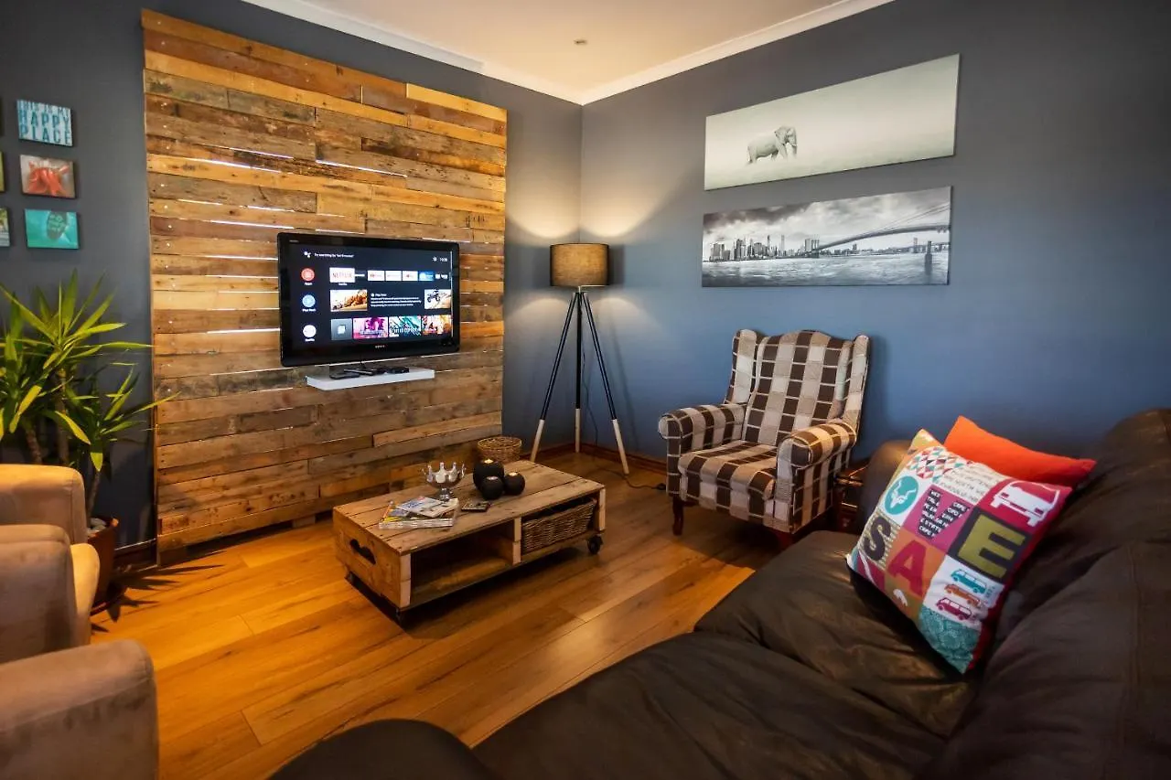 Modern Shabby Chic Apartment Durbanville