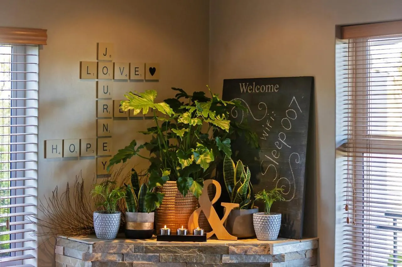 Modern Shabby Chic Apartment Durbanville